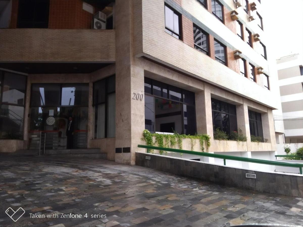 Flat Atlatic City Apart Hotel Barra Ondina Em サルバドール エクステリア 写真