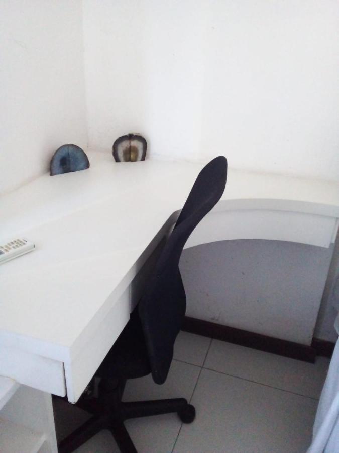 Flat Atlatic City Apart Hotel Barra Ondina Em サルバドール エクステリア 写真